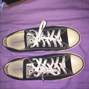 black converse
